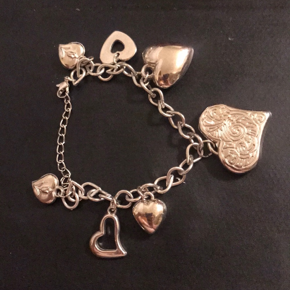Heart charm bracelet
